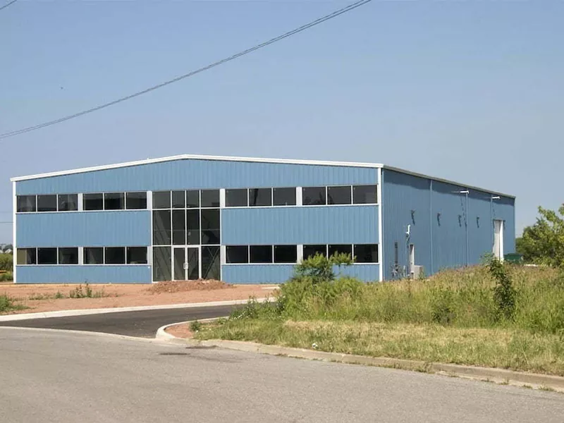 Praktično in lepo skladišče jeklenih portalnih okvirjev Praktično in lepo skladišče jeklenih portalnih okvirjev