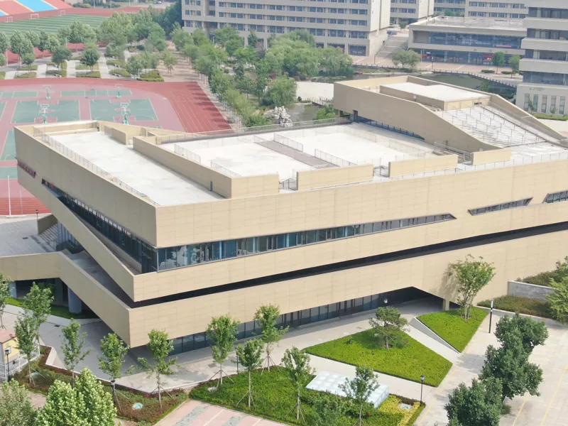 Konstrukcija stavbe jeklenih okvirjev